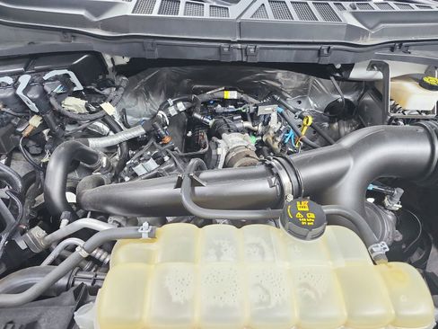 Used 2023 Ford F150 Lariat w/ Equipment Group 502A High image 17