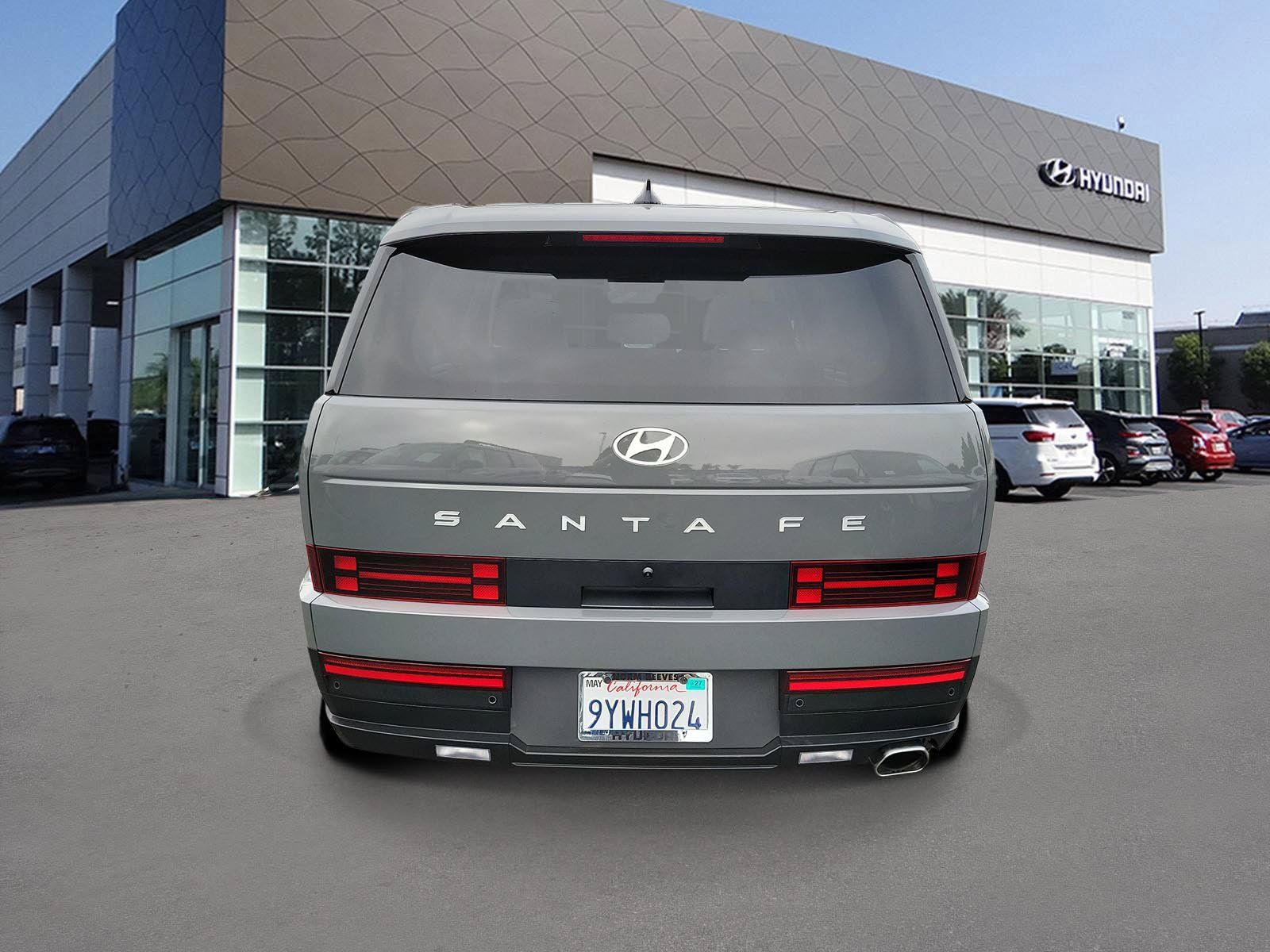 Certified 2026 Hyundai Santa Fe SE FWD image 4