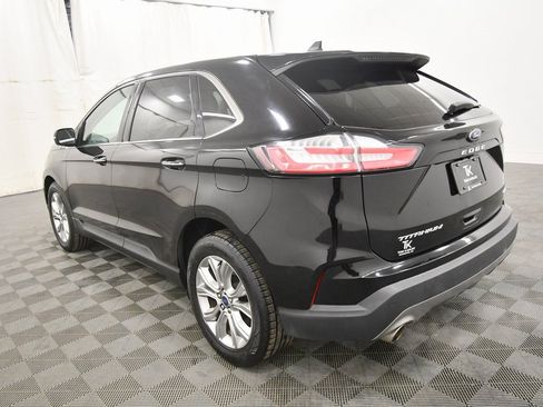 Used 2022 Ford Edge Titanium image 5