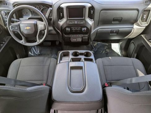 Used 2020 Chevrolet Silverado 1500 Custom w/ Custom Value Package image 23