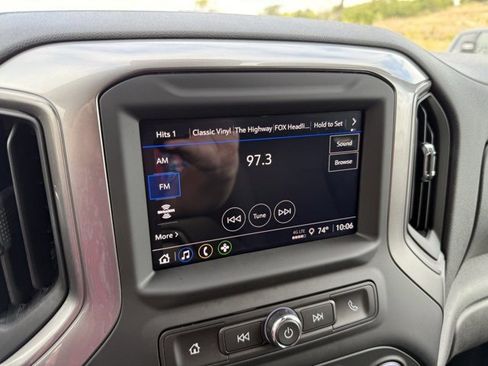 Used 2024 Chevrolet Silverado 1500 Custom Trail Boss w/ Dark Appearance Package image 32