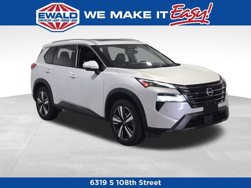 Used 2024 Nissan Rogue SL AWD/4WD image 1