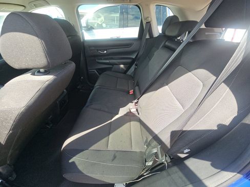 Used 2025 Honda CR-V LX image 8