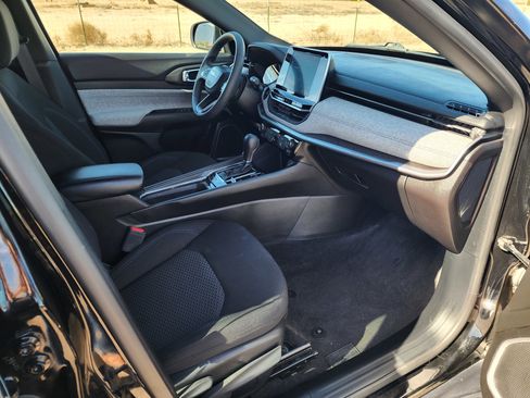 Used 2025 Jeep Compass Sport AWD/4WD image 12