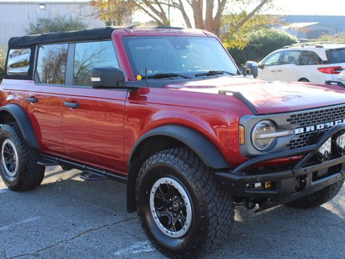 Used 2021 Ford Bronco Badlands image 5