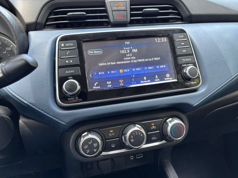 Used 2025 Nissan Versa SV FWD image 16