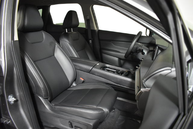 Certified 2025 Nissan Murano SV AWD/4WD image 33