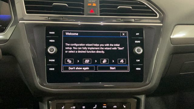 Certified 2024 Volkswagen Tiguan SE AWD/4WD image 18