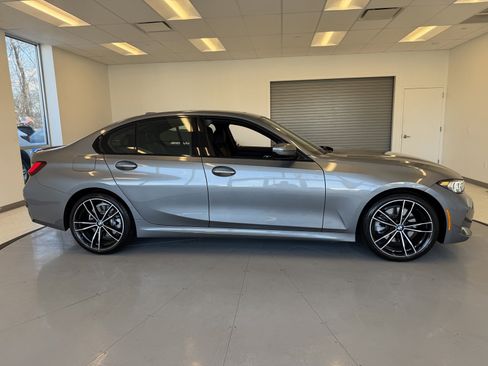Used 2023 BMW 330i xDrive Sedan w/ M Sport Package image 67