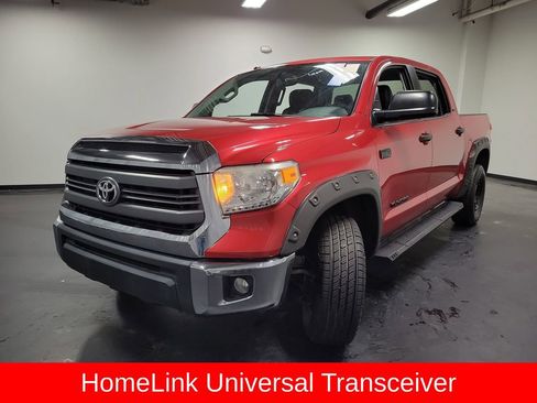 Used 2015 Toyota Tundra SR5 w/ SR5 Upgrade Package AWD/4WD image 4