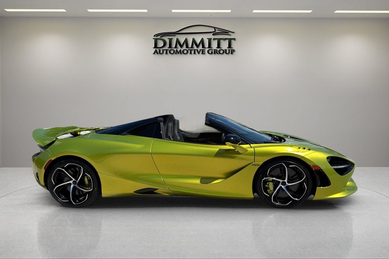 Used 2025 McLaren 750S Spider RWD image 12