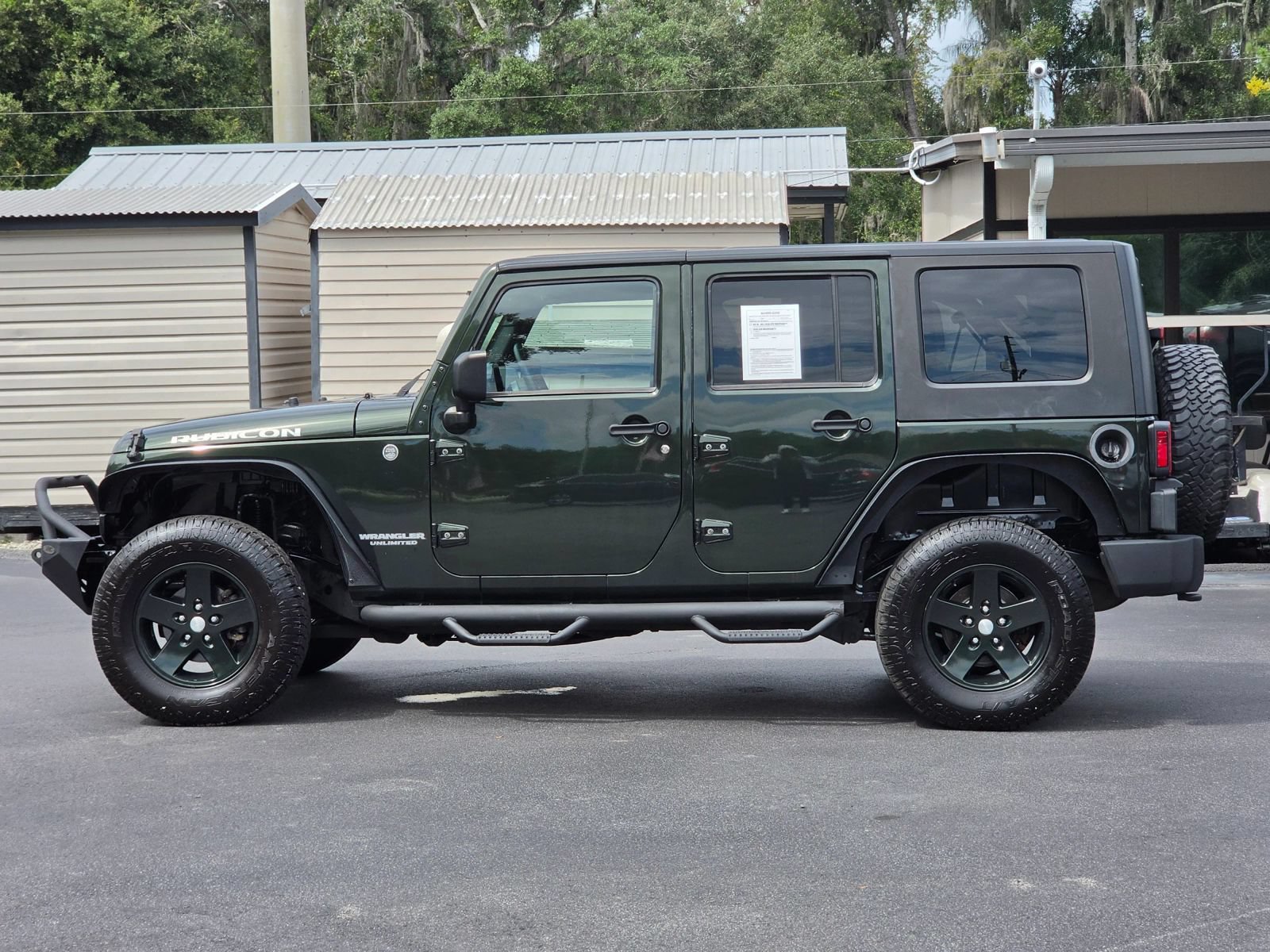 Used 2010 Jeep Wrangler Unlimited Rubicon w/ Dual Top Group AWD/4WD image 8