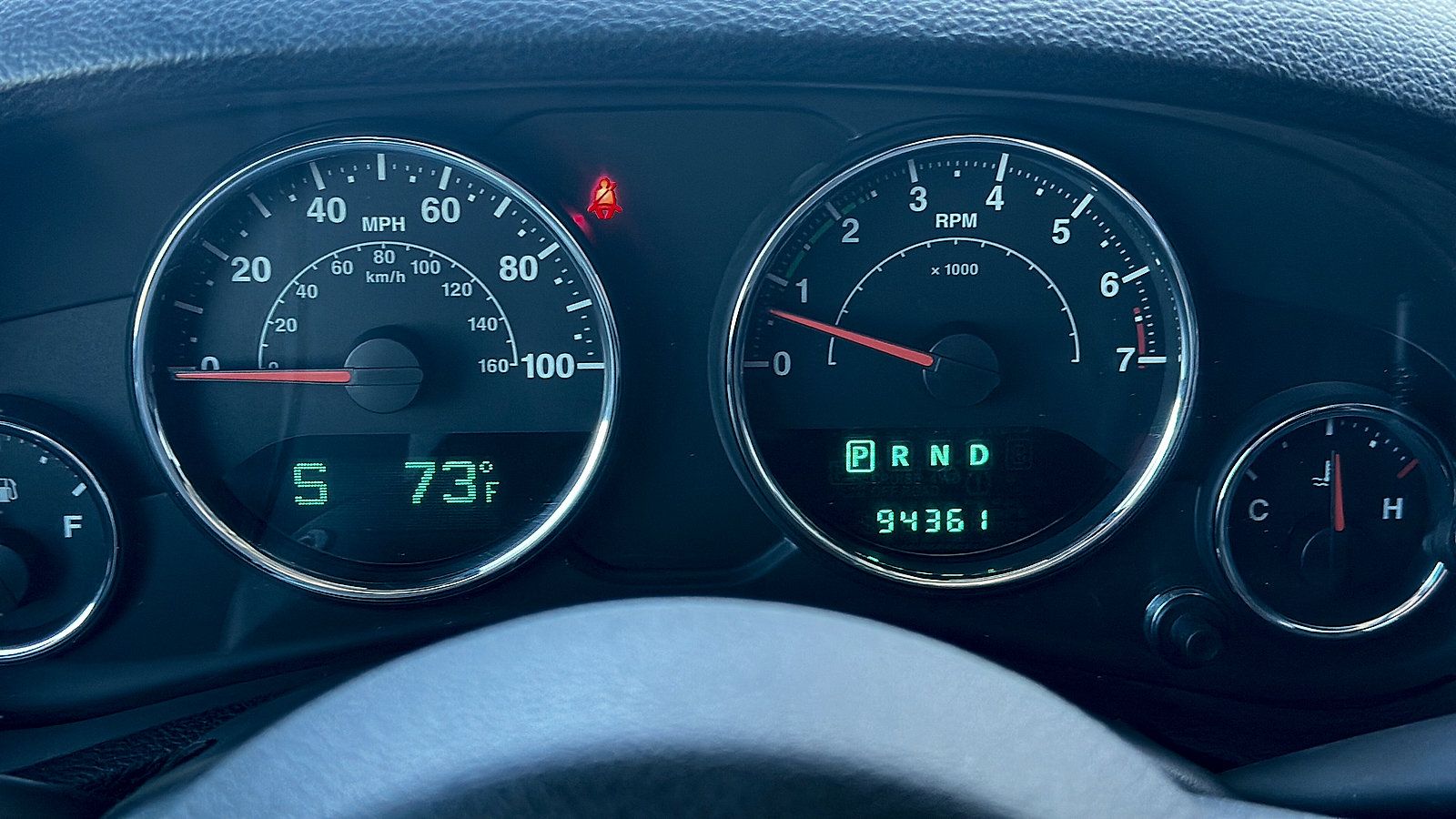 Used 2013 Jeep Wrangler Unlimited Sahara w/ Connectivity Group AWD/4WD image 16