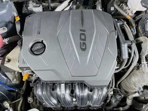 Used 2024 Kia Sportage LX image 31