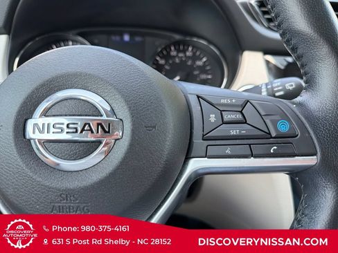 Certified 2022 Nissan Rogue Sport SL AWD/4WD image 24