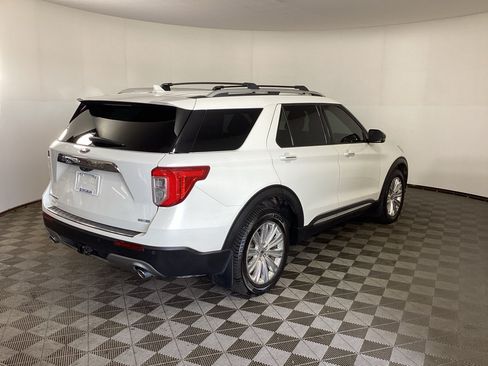 Used 2020 Ford Explorer Limited w/ Class III Trailer Tow Package AWD/4WD image 3