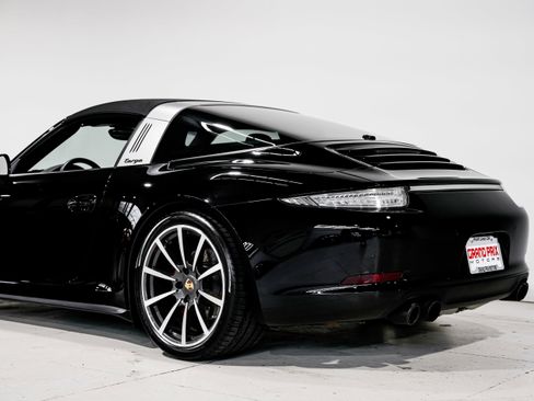 Used 2014 Porsche 911 Targa 4S image 38