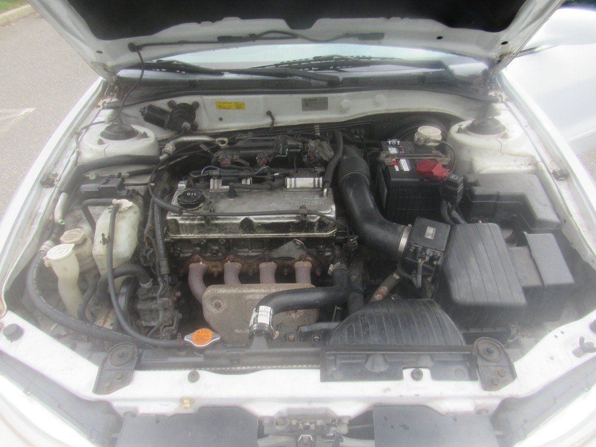 Used 2000 Mitsubishi Galant ES FWD image 10