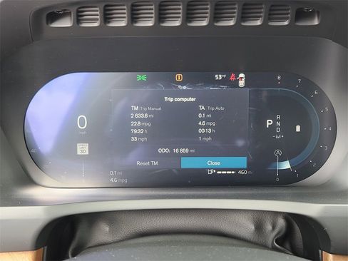 Used 2025 Volvo XC90 B6 Plus image 10