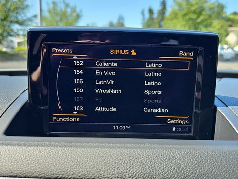 Used 2016 Audi Q3 2.0T Prestige w/ Prestige Package AWD/4WD image 24