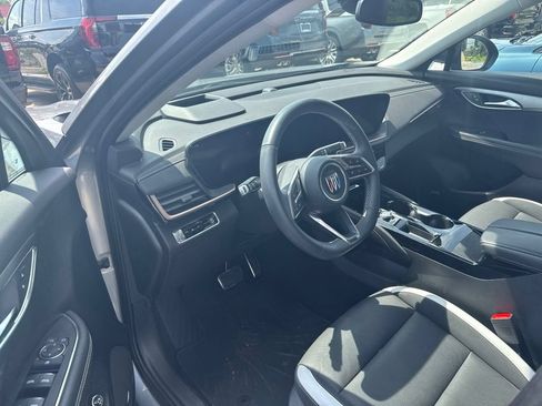Used 2024 Buick Envision Sport Touring AWD/4WD image 9