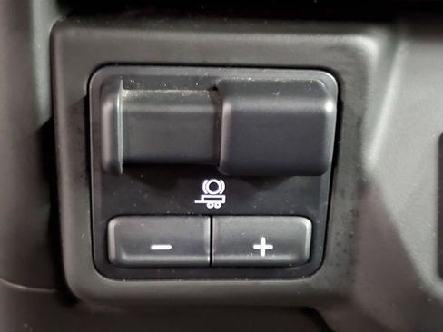 Certified 2020 Chevrolet Silverado 1500 Custom w/ Custom Value Package image 19