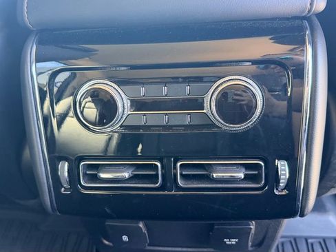 Used 2023 Lincoln Aviator AWD image 15