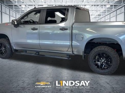 Used 2022 Chevrolet Silverado 1500 Custom Trail Boss w/ LPO, Dark Essentials Package AWD/4WD image 7