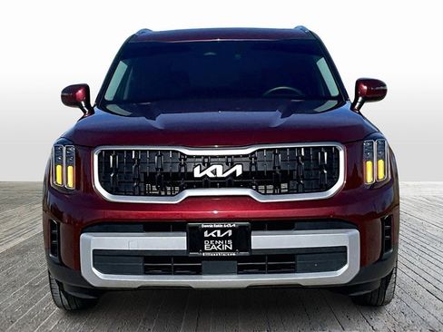 Certified 2024 Kia Telluride EX w/ EX Captain's Chair Package image 3