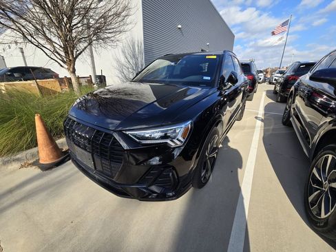 Certified 2023 Audi Q3 2.0T Premium Plus w/ Premium Plus Package image 4