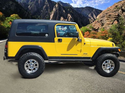 Used 2006 Jeep Wrangler Unlimited Rubicon AWD/4WD image 2