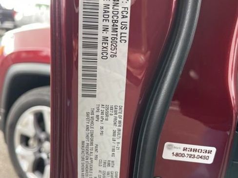 Used 2021 Jeep Compass Limited w/ Sun and Sound Group image 26