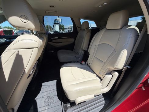 Used 2020 Buick Enclave Premium w/ Surround and Sites Package AWD/4WD image 25