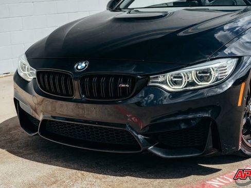 Used 2015 BMW M4 Convertible image 21