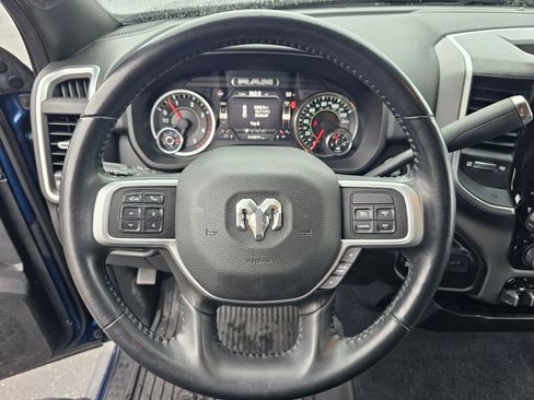 Used 2022 RAM 3500 Big Horn w/ Night Edition AWD/4WD image 17
