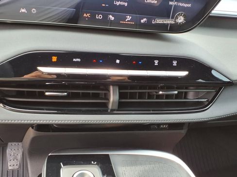 New 2026 Buick Enclave Sport Touring w/ Power Package FWD image 15