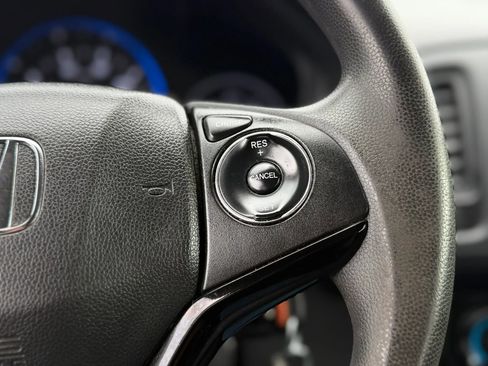 Used 2016 Honda HR-V LX image 21