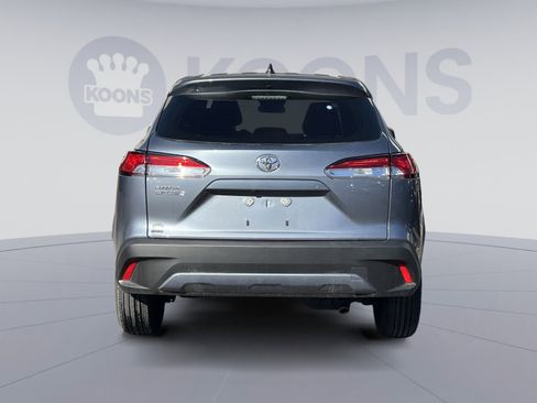 Used 2025 Toyota Corolla Cross L image 5