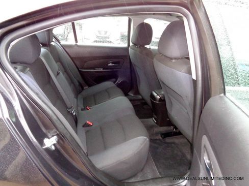 Used 2016 Chevrolet Cruze LT FWD image 15