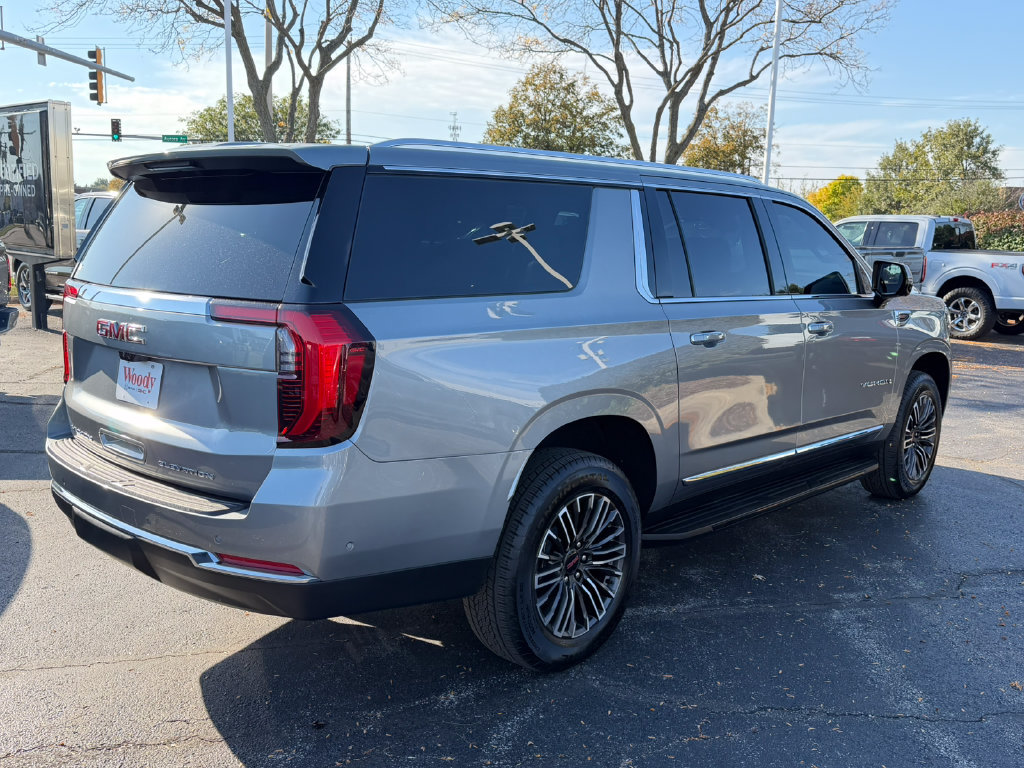 Certified 2026 GMC Yukon XL Elevation w/ Elevation Premium Package AWD/4WD image 13