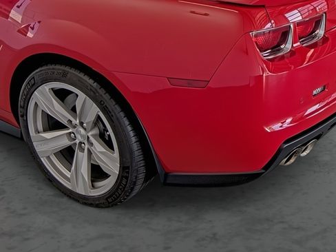 Used 2013 Chevrolet Camaro ZL1 w/ Gray Stripe Package RWD image 9