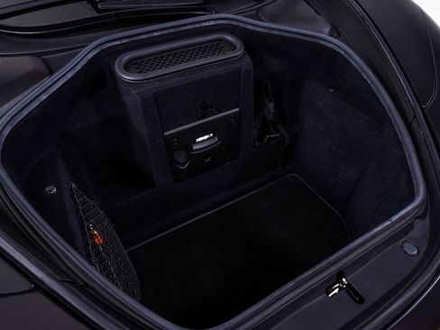 Used 2019 McLaren 720S Performance RWD image 26