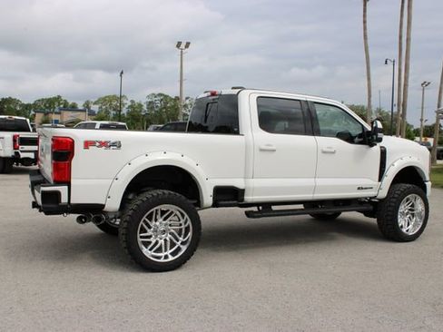 Used 2023 Ford F250 Lariat w/ Lariat Ultimate Package AWD/4WD image 13