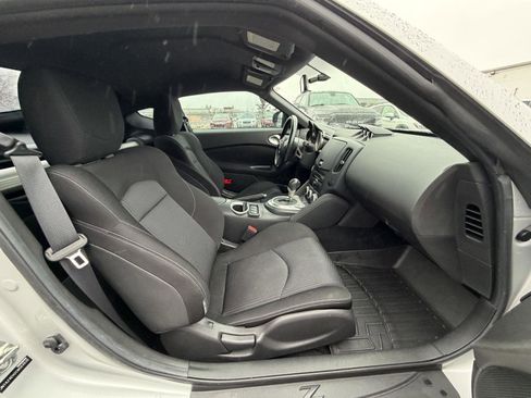Used 2012 Nissan 370Z Coupe image 22