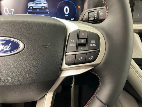 New 2026 Ford Explorer Active w/ Active Comfort Package RWD image 26