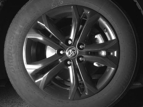 Used 2025 Toyota Sienna XSE w/ XSE Plus Package image 34