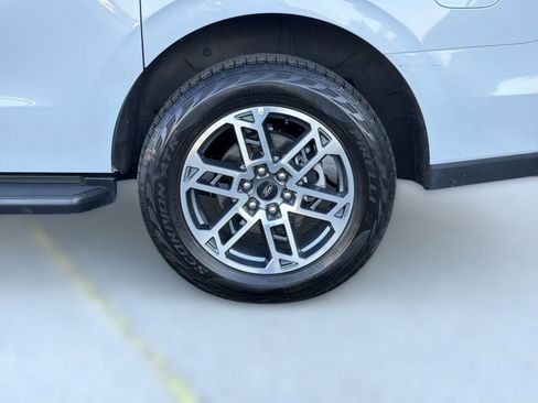 Certified 2025 Ford Expedition Max Active AWD/4WD image 12