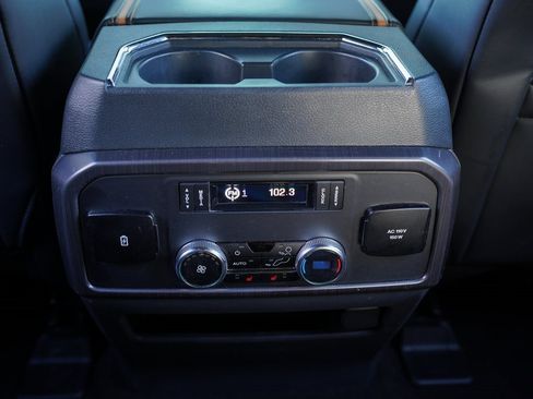 Used 2023 Ford Expedition Platinum image 41