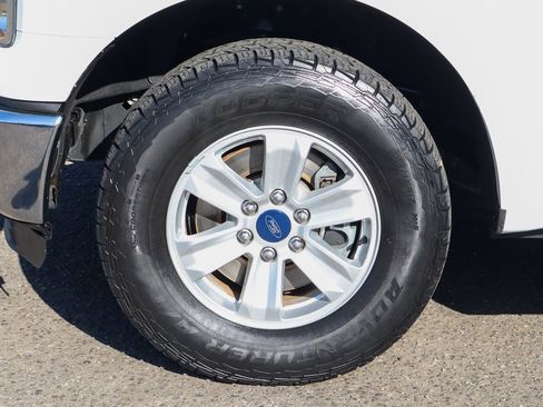 Used 2016 Ford F150 XLT w/ Equipment Group 301A Mid image 38