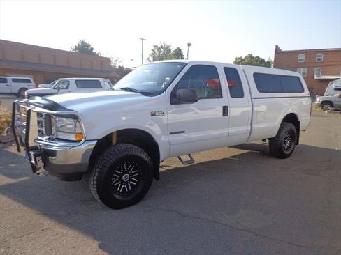 Used 2003 Ford F250 4x4 SuperCab Super Duty image 1